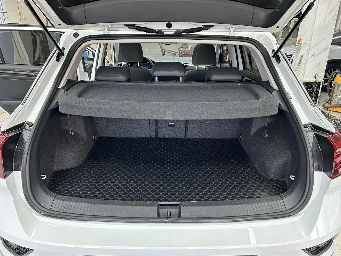 Volkswagen T-ROC 2022 280TSI DSG 2WD Comfort PLUS фото 22