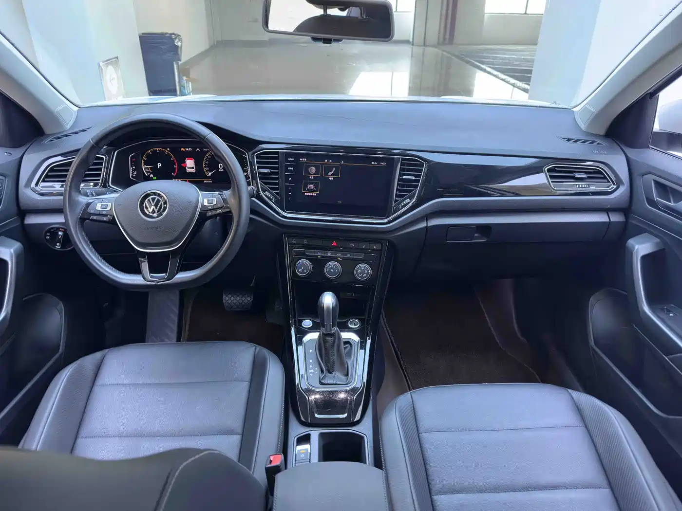 Volkswagen T-ROC 2022 280TSI DSG 2WD Comfort PLUS фото 21