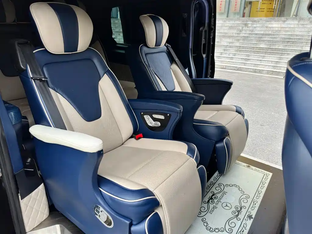 Mercedes-Benz Vito 2016 2.0T Elite Edition фото 18