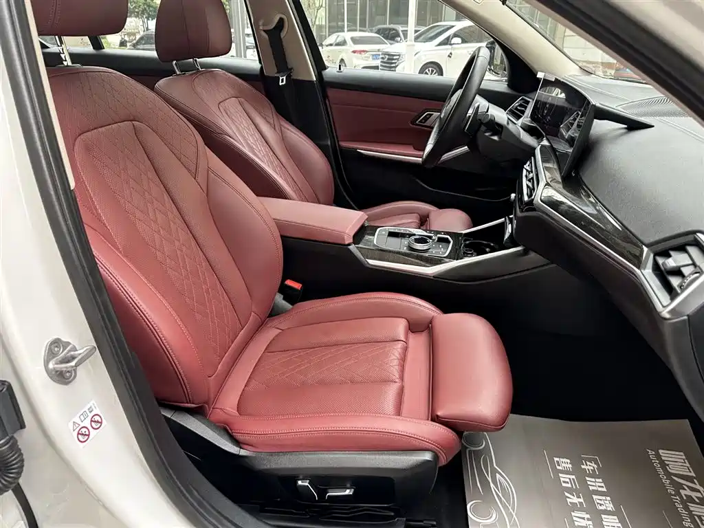 BMW 3 Series 2024 325Li M Sport Package фото 19