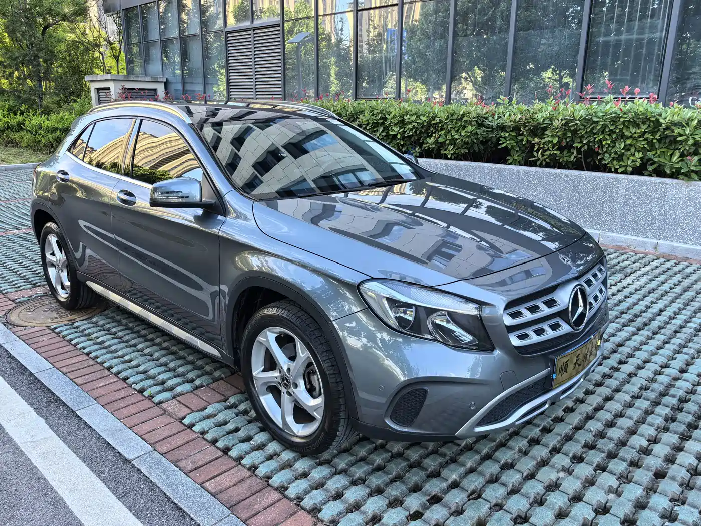 Mercedes-Benz GLA 2017 GLA 200 Fashion фото 11