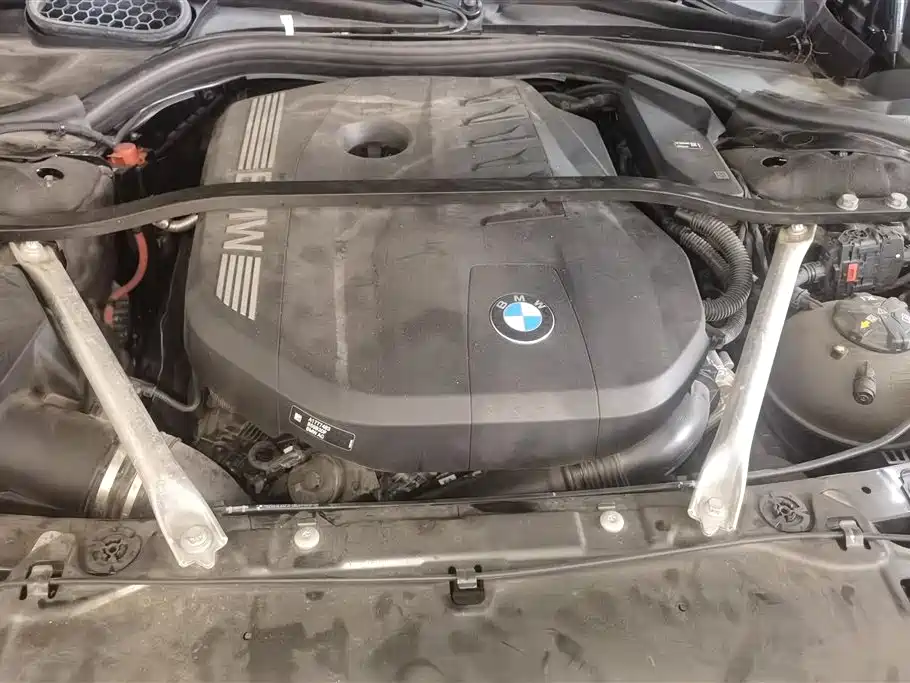 BMW 7 Series 2023 Model 735Li M Sport Package фото 10