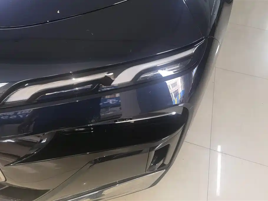 BMW 7 Series 2023 Model 735Li M Sport Package фото 5