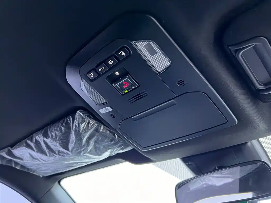 Toyota Crown Kluger 2023 2.5L HEV AWD Elite Edition фото 20