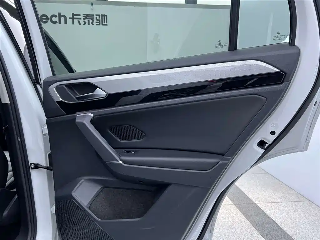 Volkswagen Tayron 2019 330TSI 4WD Luxury China V фото 22