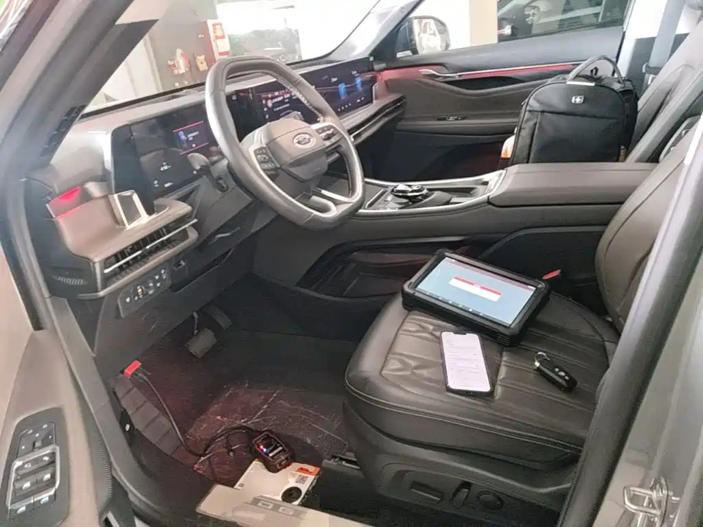 Фото 15 - Ford Edge
