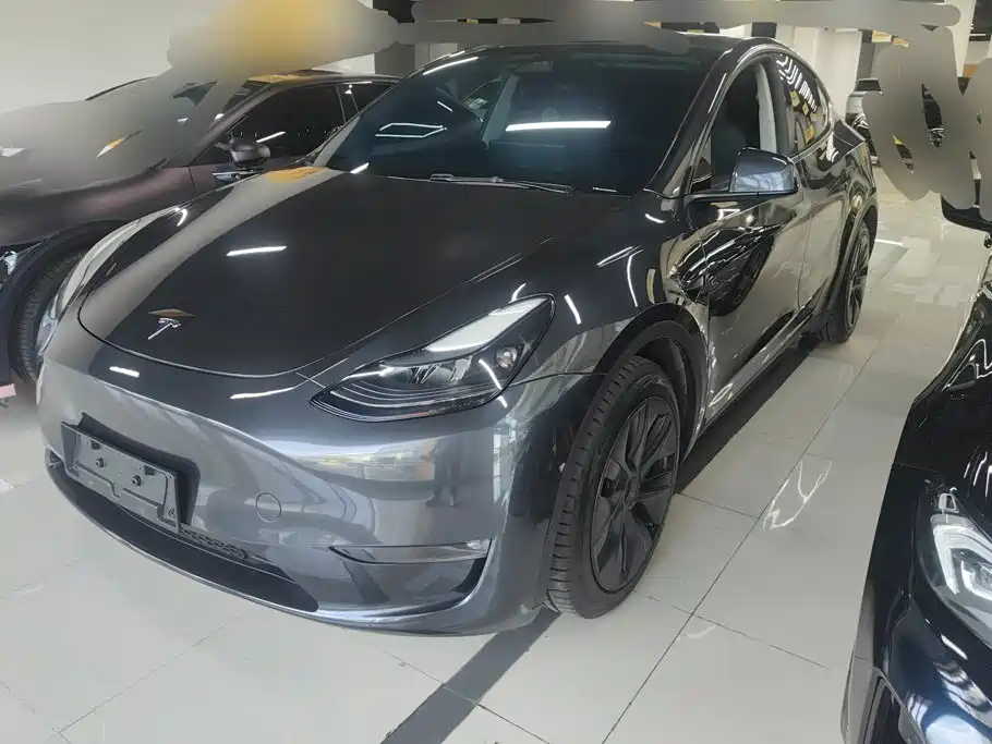 Tesla Model Y 2024 Long Range AWD