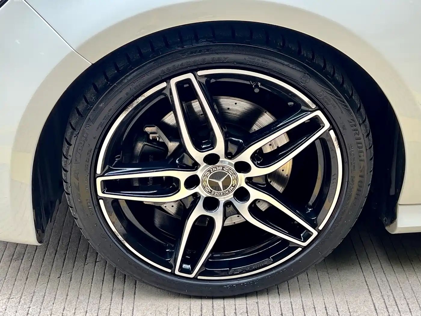 Mercedes-Benz CLA (Import) 2017 CLA 220 4MATIC фото 19