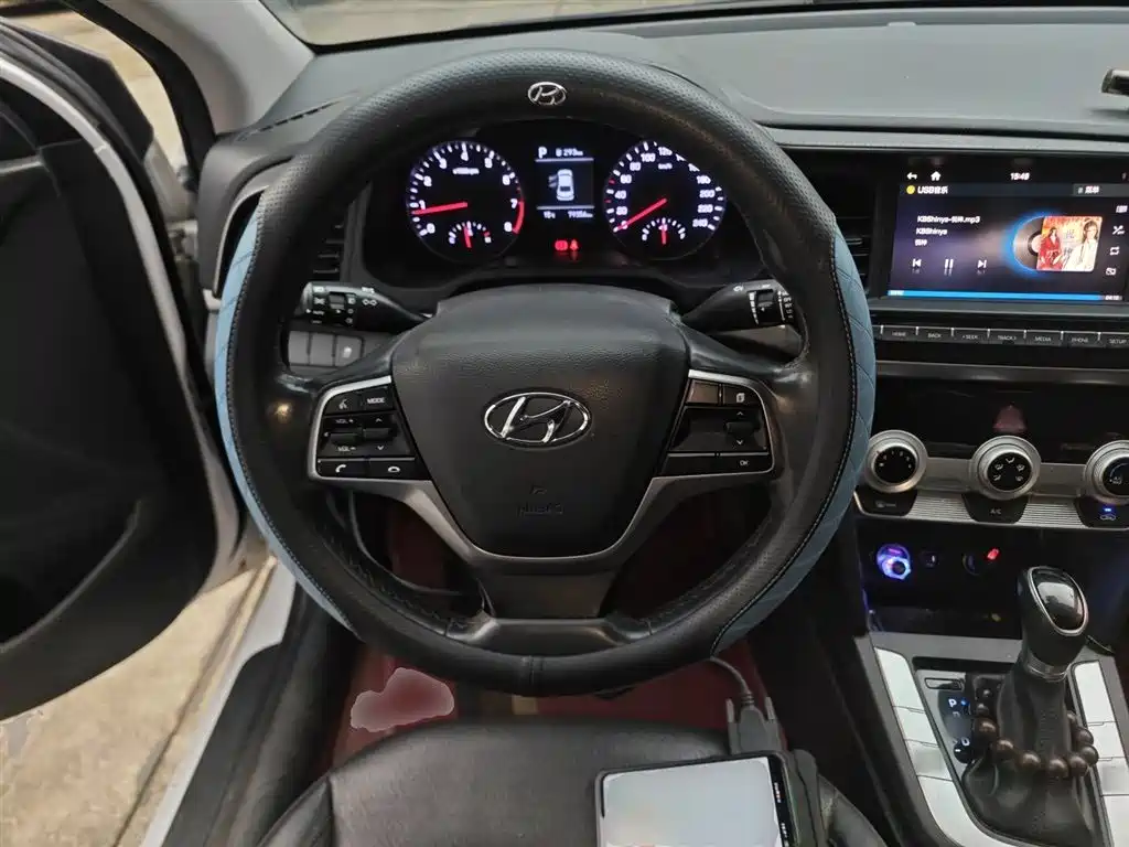 Hyundai Elantra 2019 1.5L CVT Smart Elite фото 11