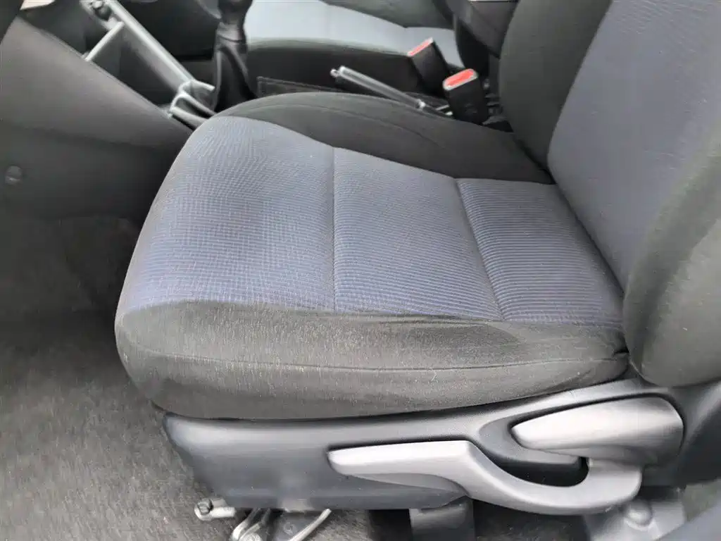 Toyota YARiS L Zhi Xuan 2016 Facelift 1.3E Manual Charming Edition фото 20