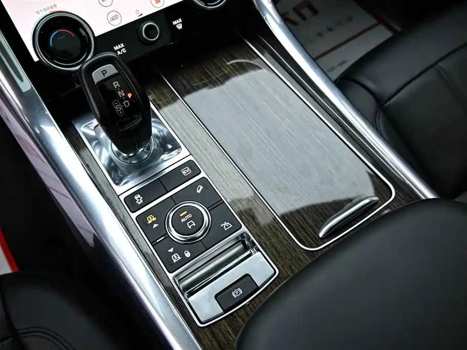 LAND ROVER RANGE ROVER SPORT NEW ENERGY