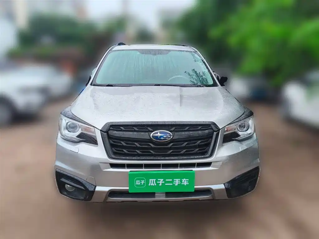 Subaru Forester 2016 2.5i Luxury Navigation Edition фото 2