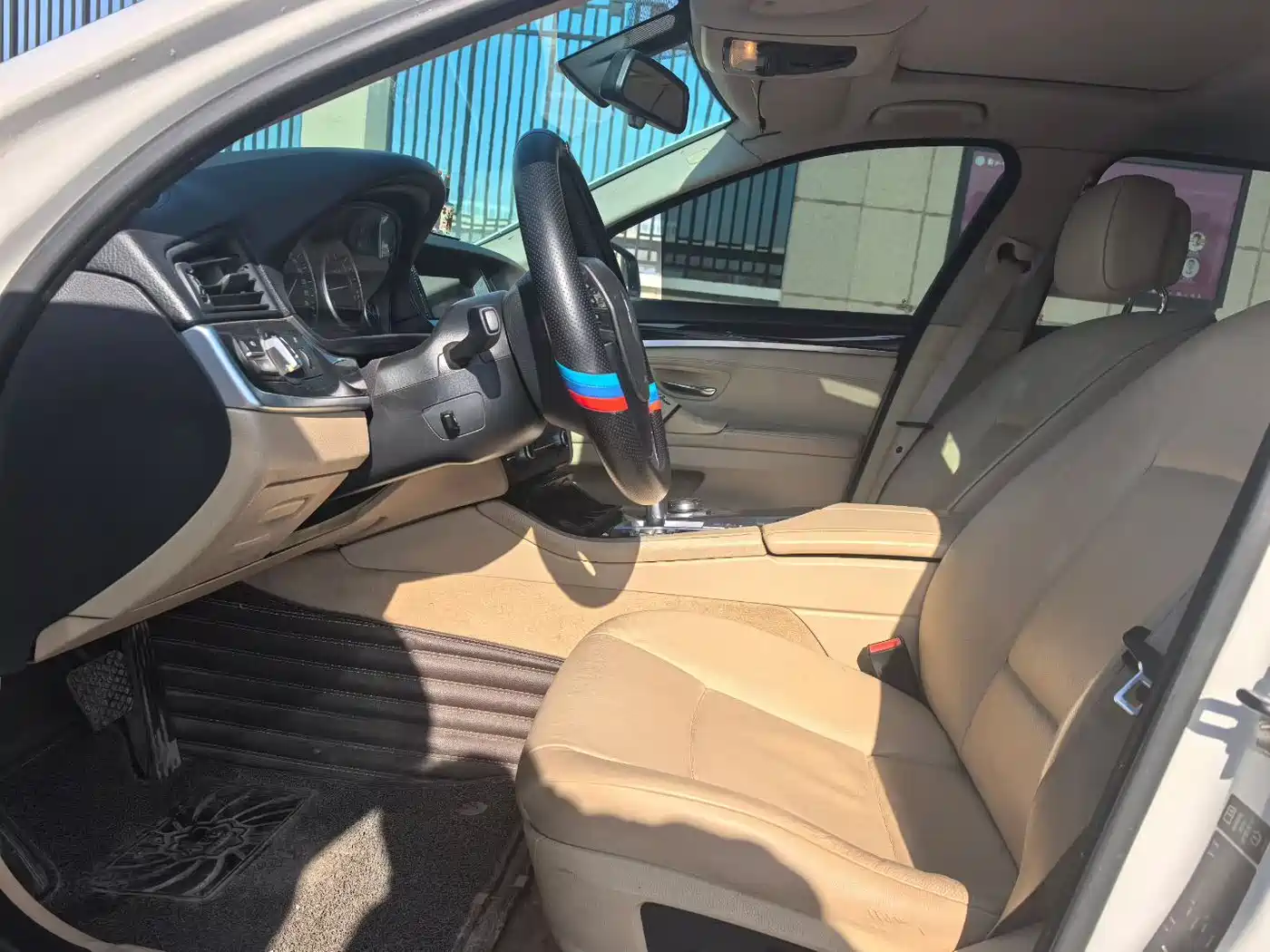 BMW 5 Series 2013 520Li Elegance фото 4