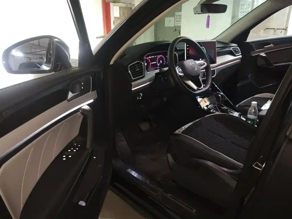 Volkswagen Tayron 2024 300TSI 2WD Luxury Plus Advanced фото 14