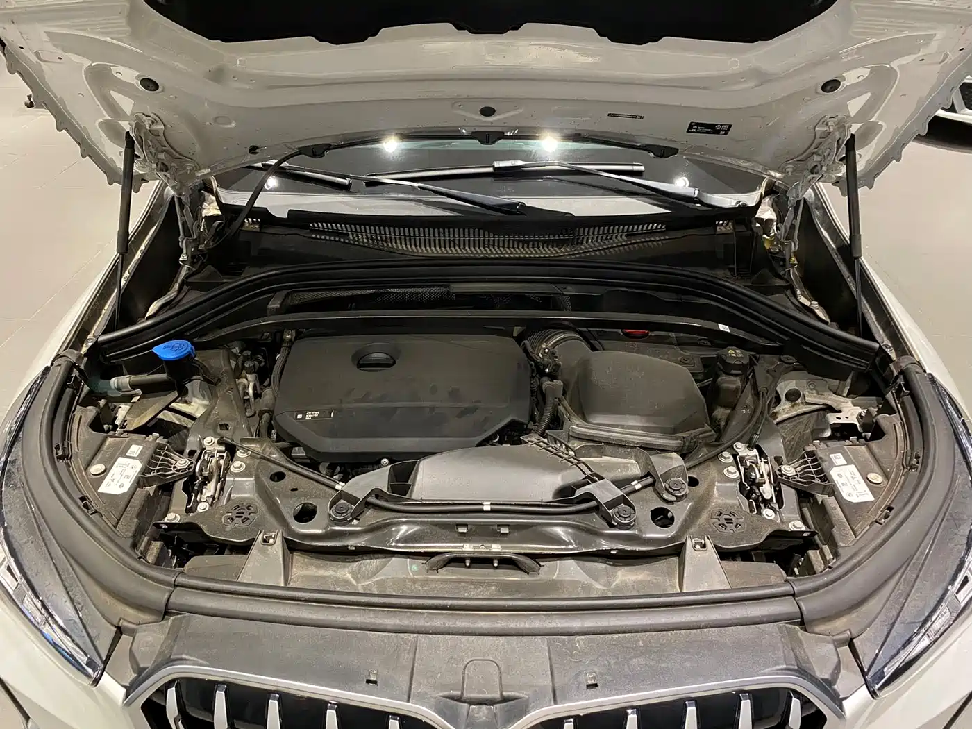 BMW X1 2023 sDrive20Li X Design Package фото 17