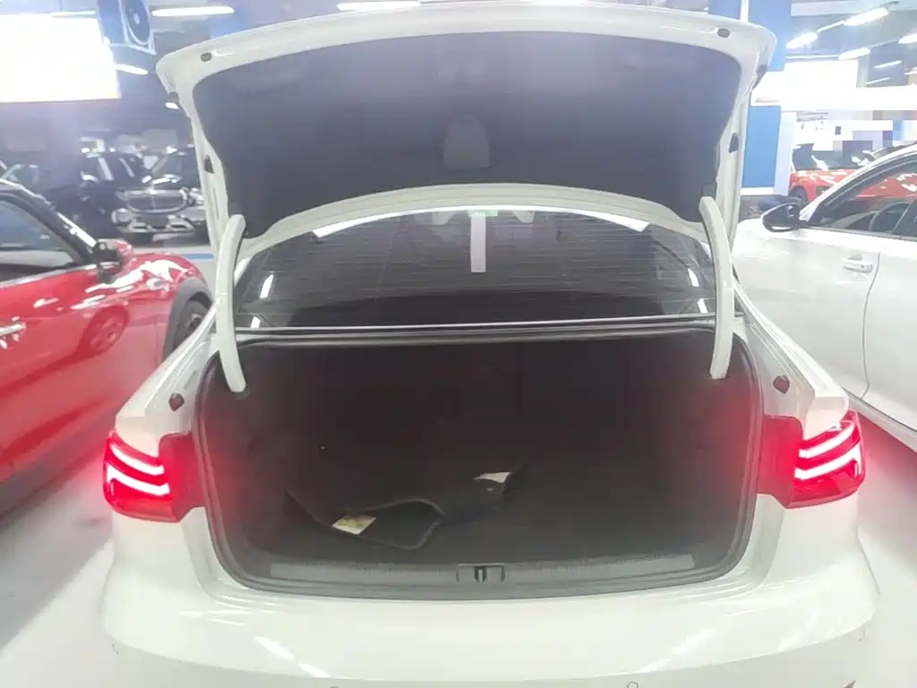 Photo 19 - Audi A3