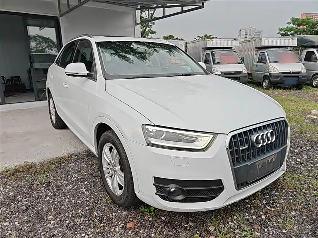 Audi Q3 2013 35 TFSI quattro Technology фото 4