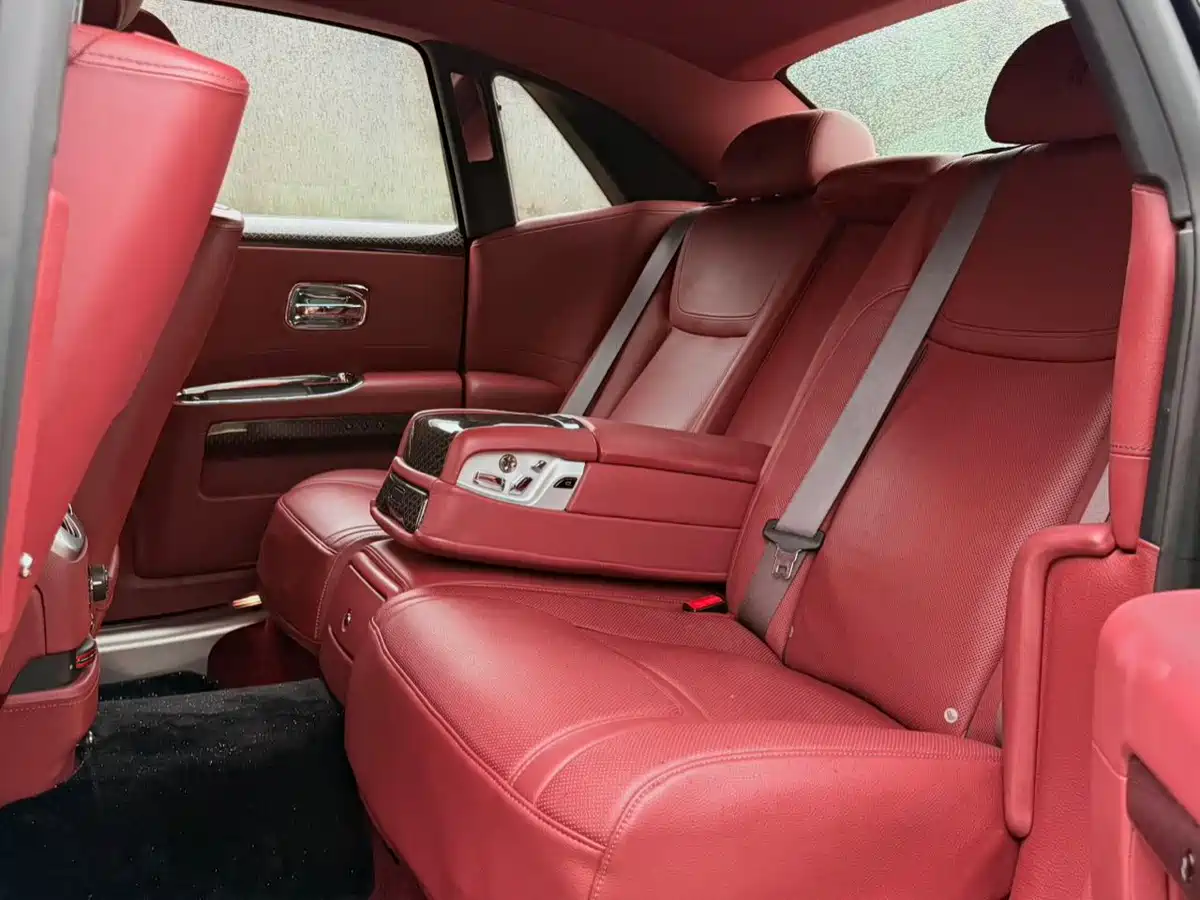 Фото 7 - Rolls-Royce Ghost