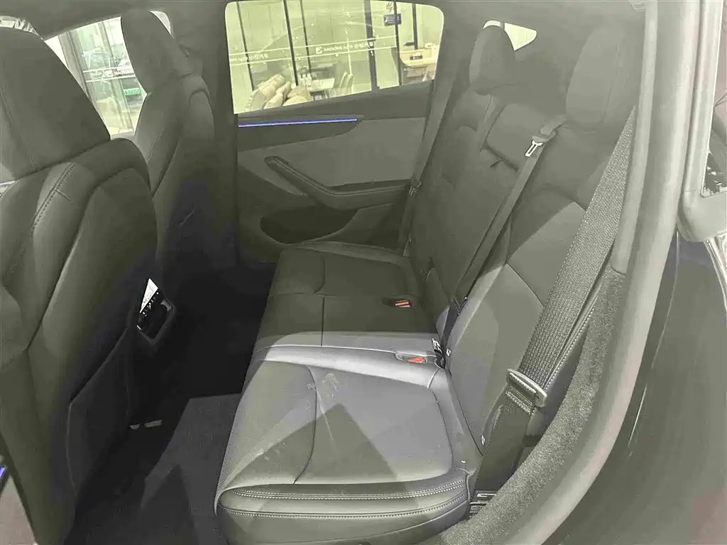 Tesla Model Y 2026 2026 Long Range Rear-Wheel Drive