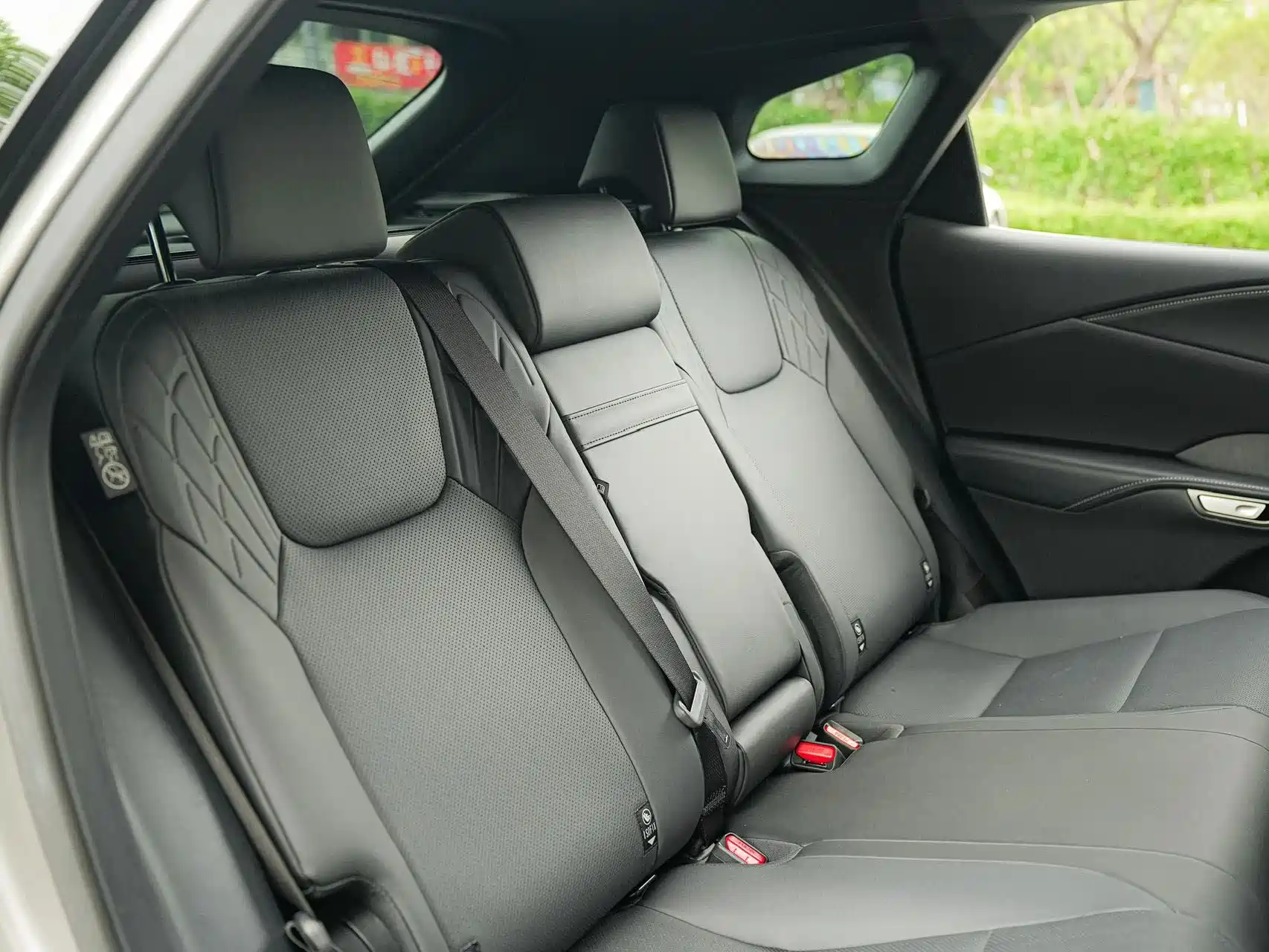 Фото 15 - Lexus RX