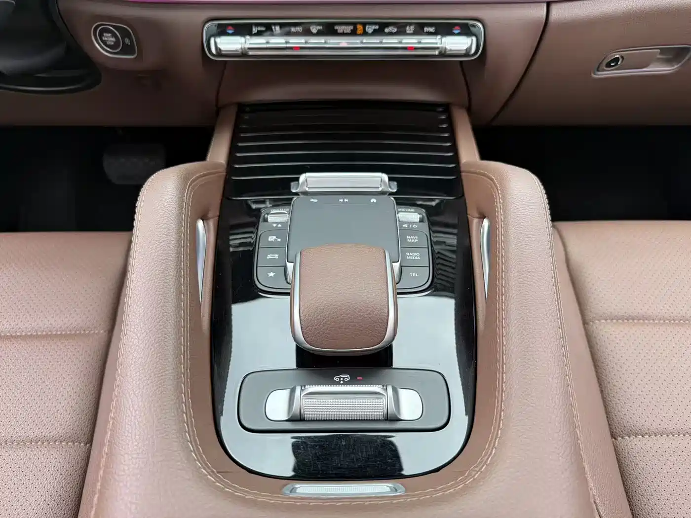 Mercedes-Benz GLE 2024 Facelift GLE 350 4MATIC Fashion фото 12