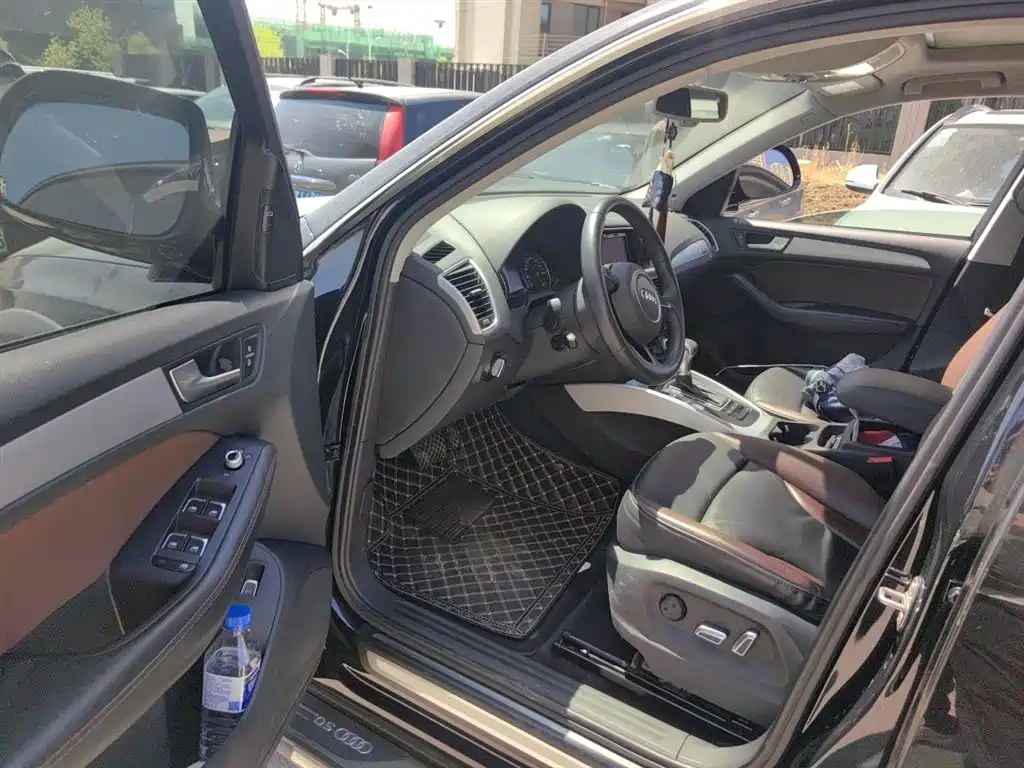 Audi Q5 2017 Plus 40 TFSI Technology фото 12