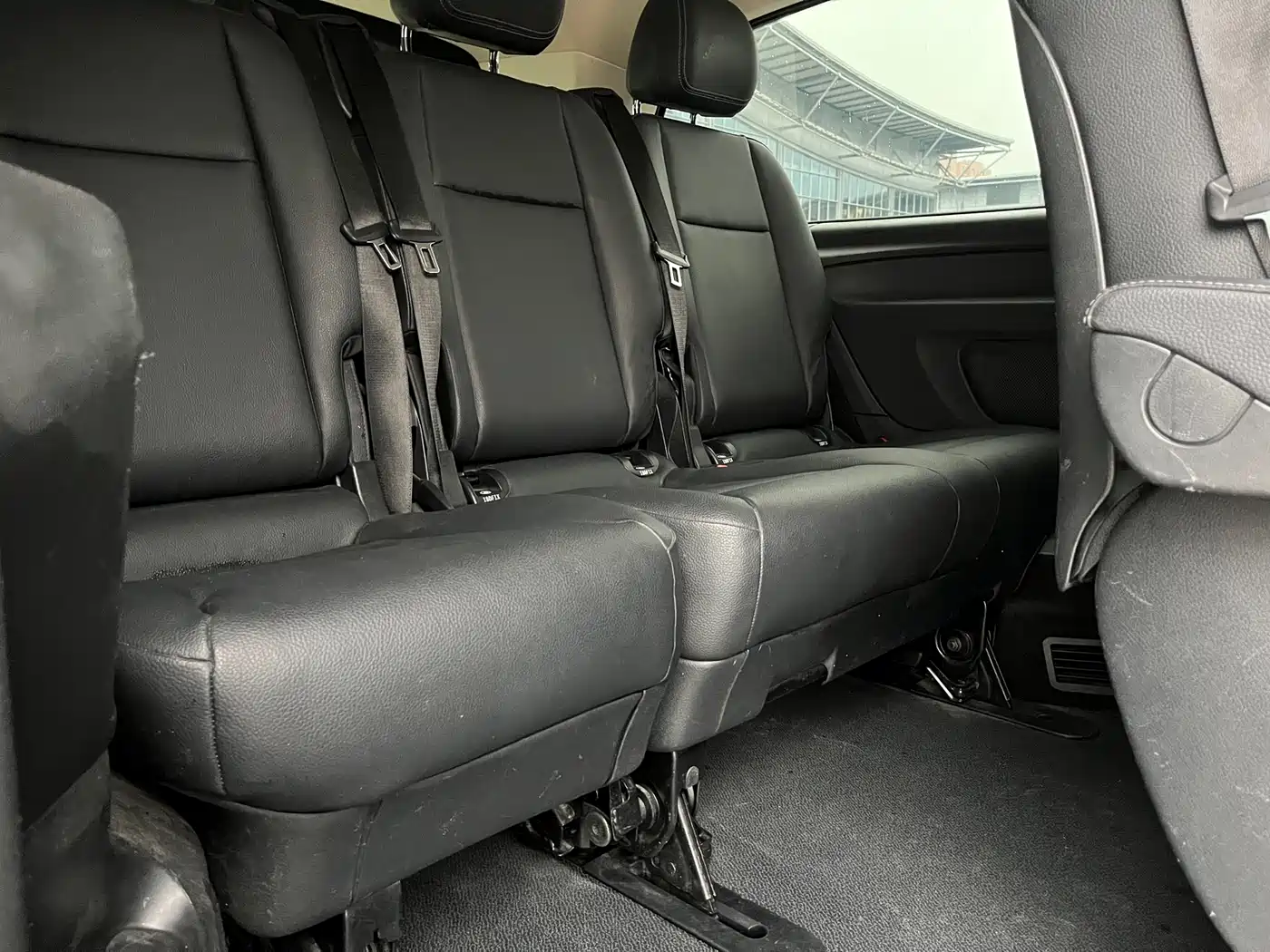 Mercedes-Benz Vito 2021 2.0T Elite 7-Seater фото 15