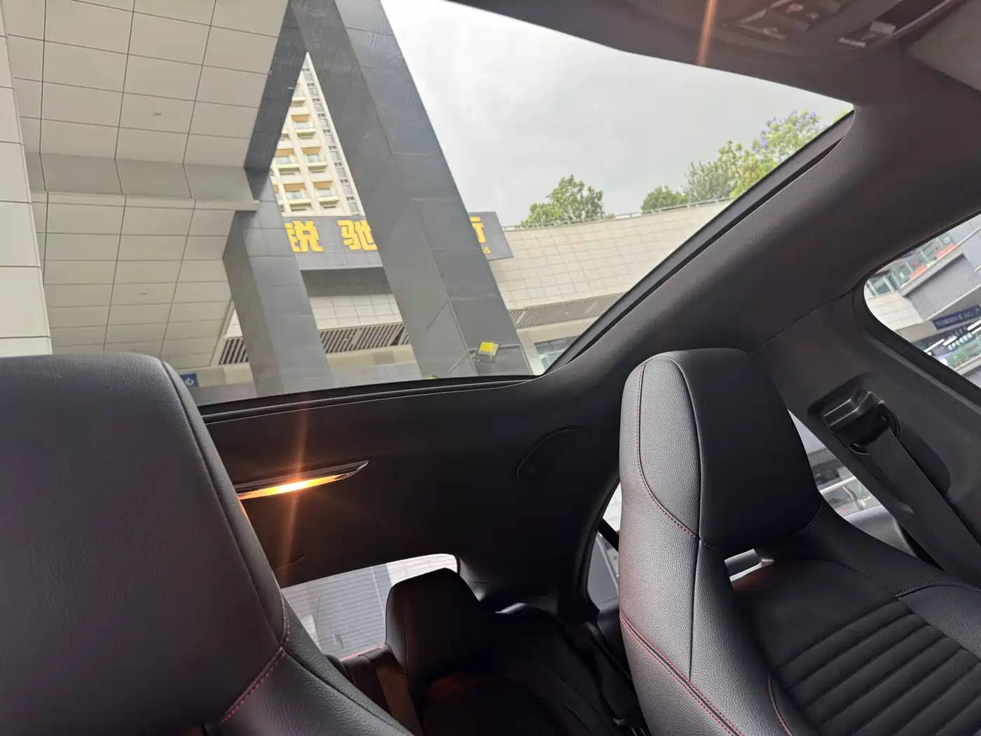 Mercedes-Benz CLA (Import) 2017 Facelift CLA 220 4MATIC фото 10