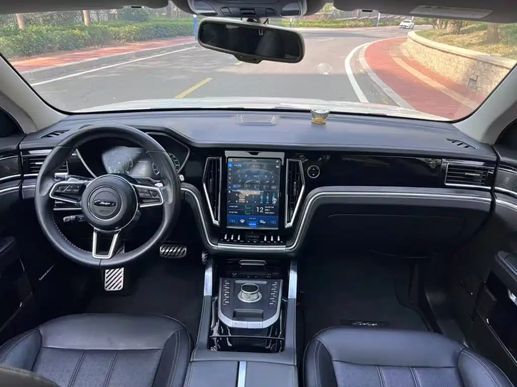 Zotye T700 2018 2017 1.8T DCT Prestige