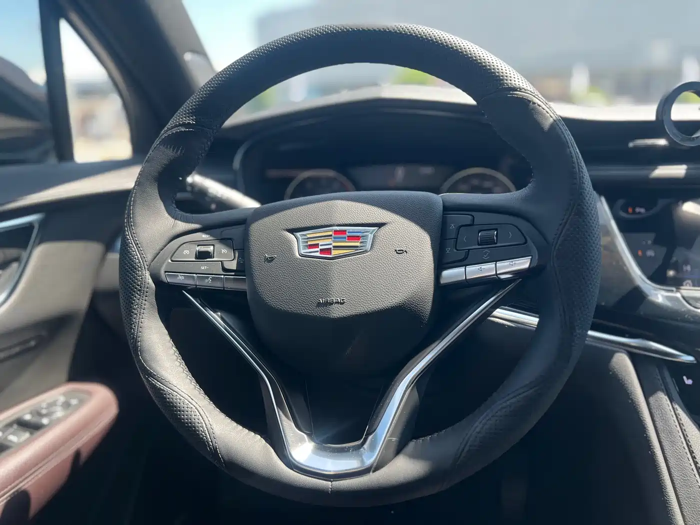 Cadillac XT6 2021 2.0T 6-Seater 2WD Luxury Edition фото 14