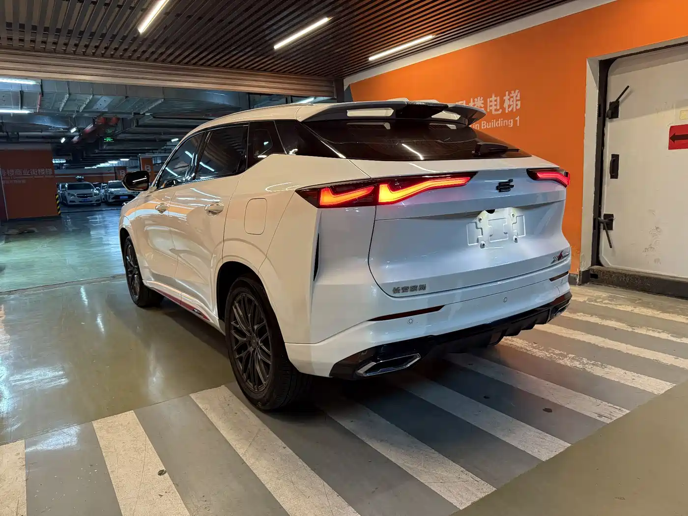 CHANGAN Z6