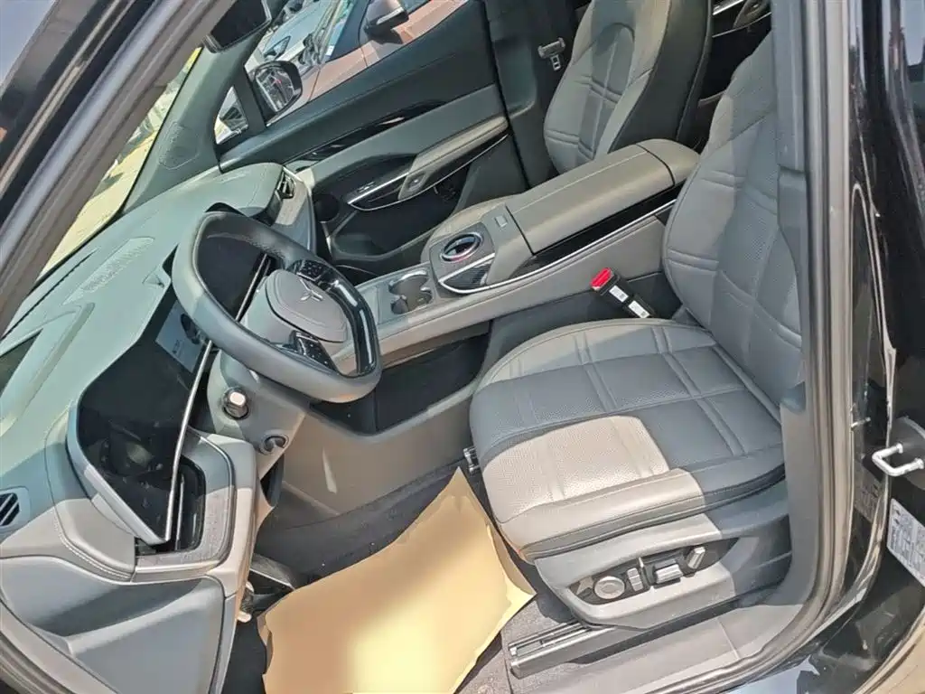 Hongqi Tian Gong 08 2025 680 Ultra AWD фото 11