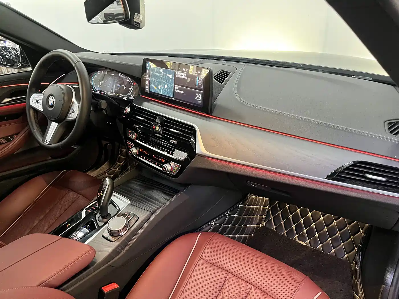 BMW 5 Series 2023 530Li xDrive M Sport Package фото 7