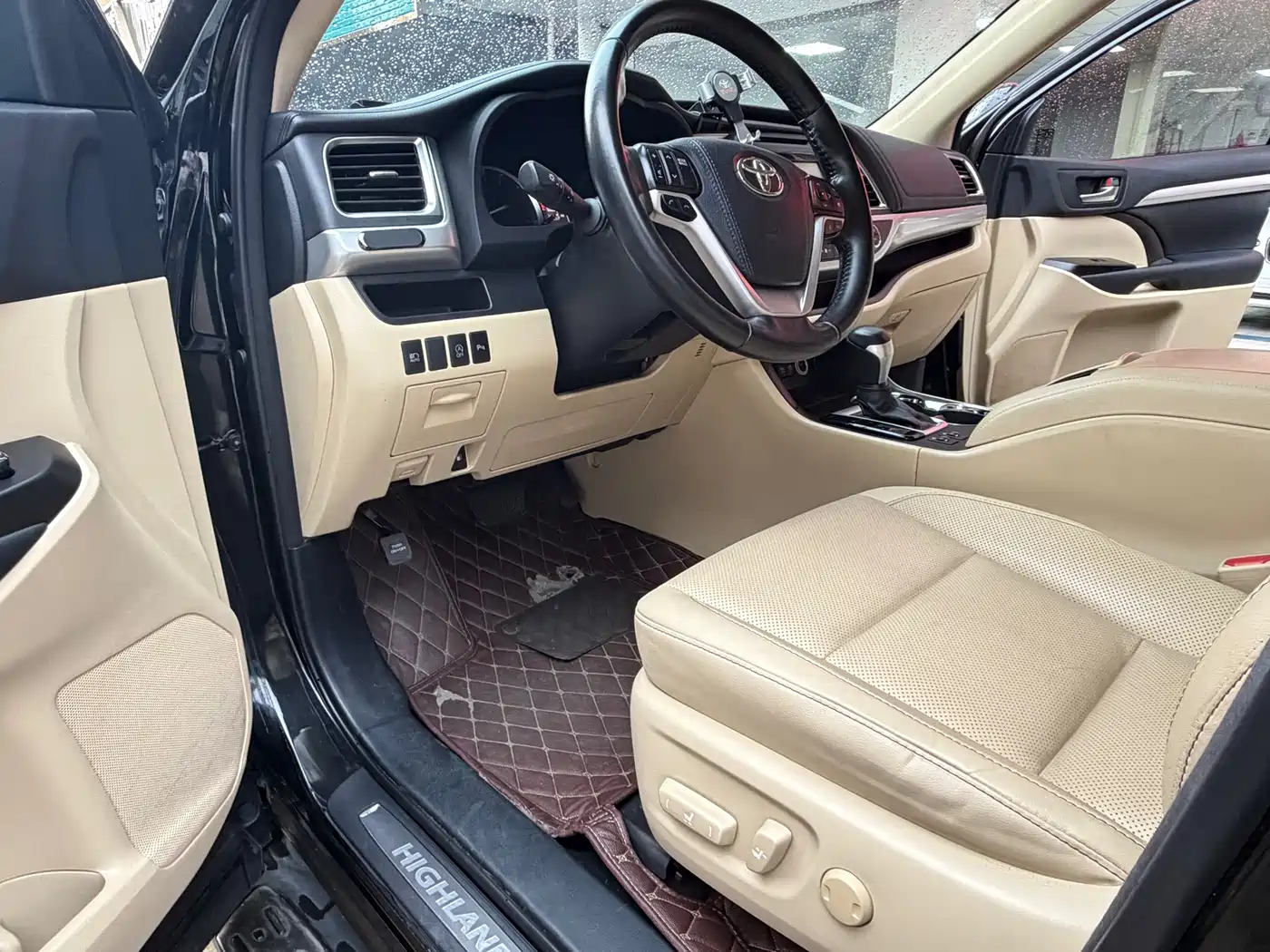 Toyota Highlander 2018 2.0T 2WD Luxury 7-seater (China V) фото 5