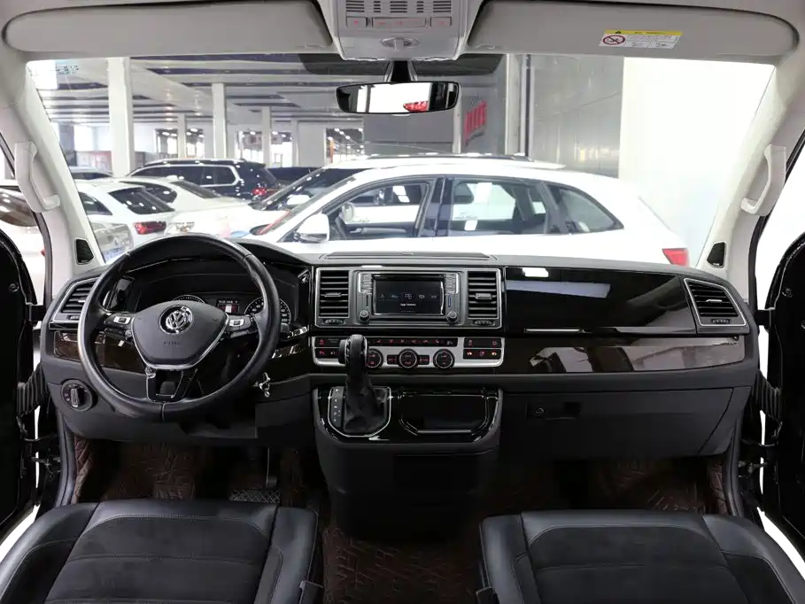 Volkswagen Multivan 2020 2019 2.0TSI 4WD Premium 7-seater