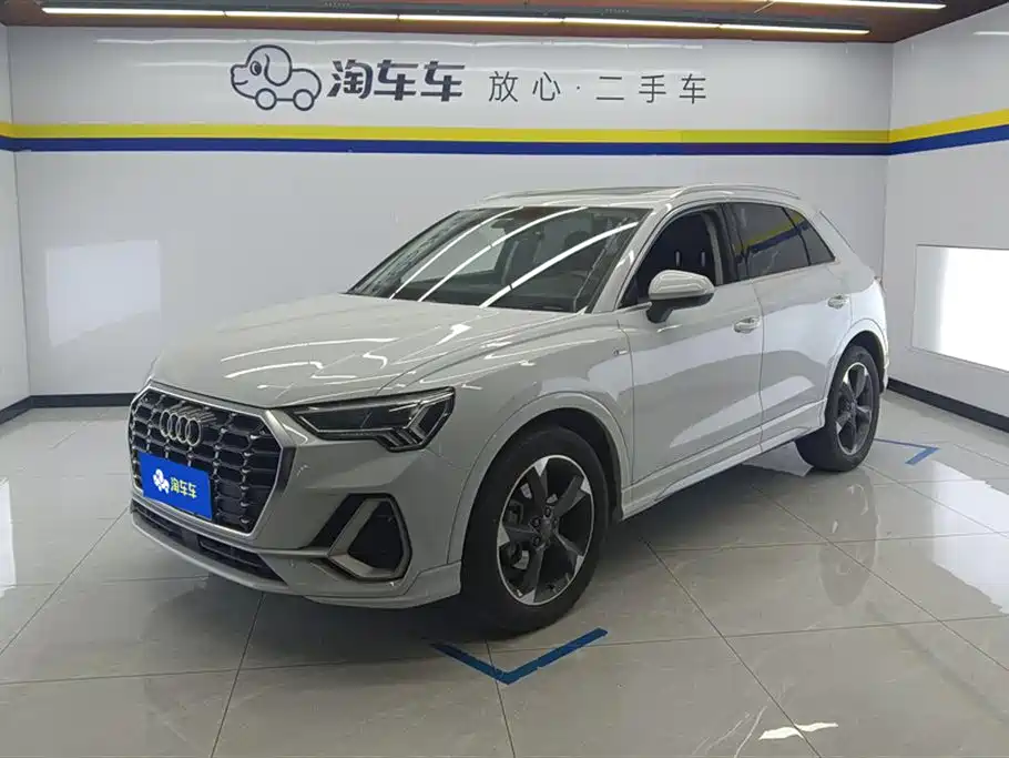 Audi Q3 2019 40 TFSI Fashion Dynamic
