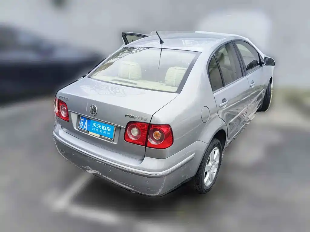 Фото 2 - Volkswagen Polo
