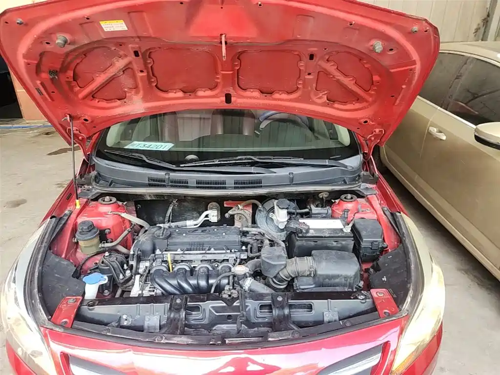 Hyundai Verna 2014 1.4L Manual Smart GLS фото 20