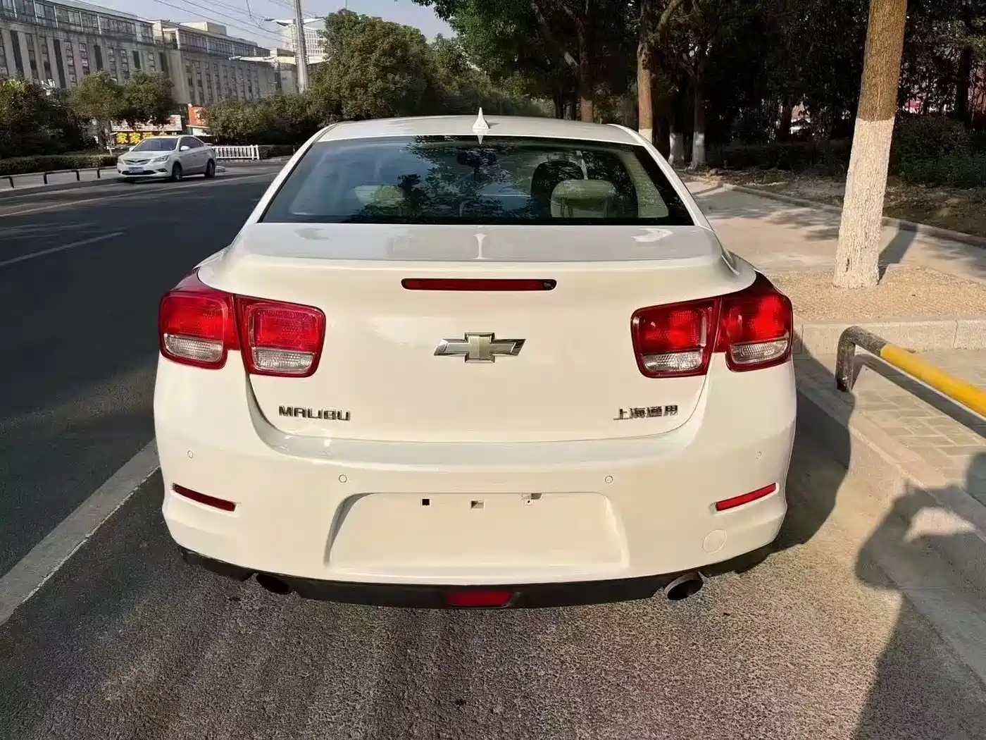 Chevrolet Malibu 2013 2.0L Automatic Luxury Edition фото 6