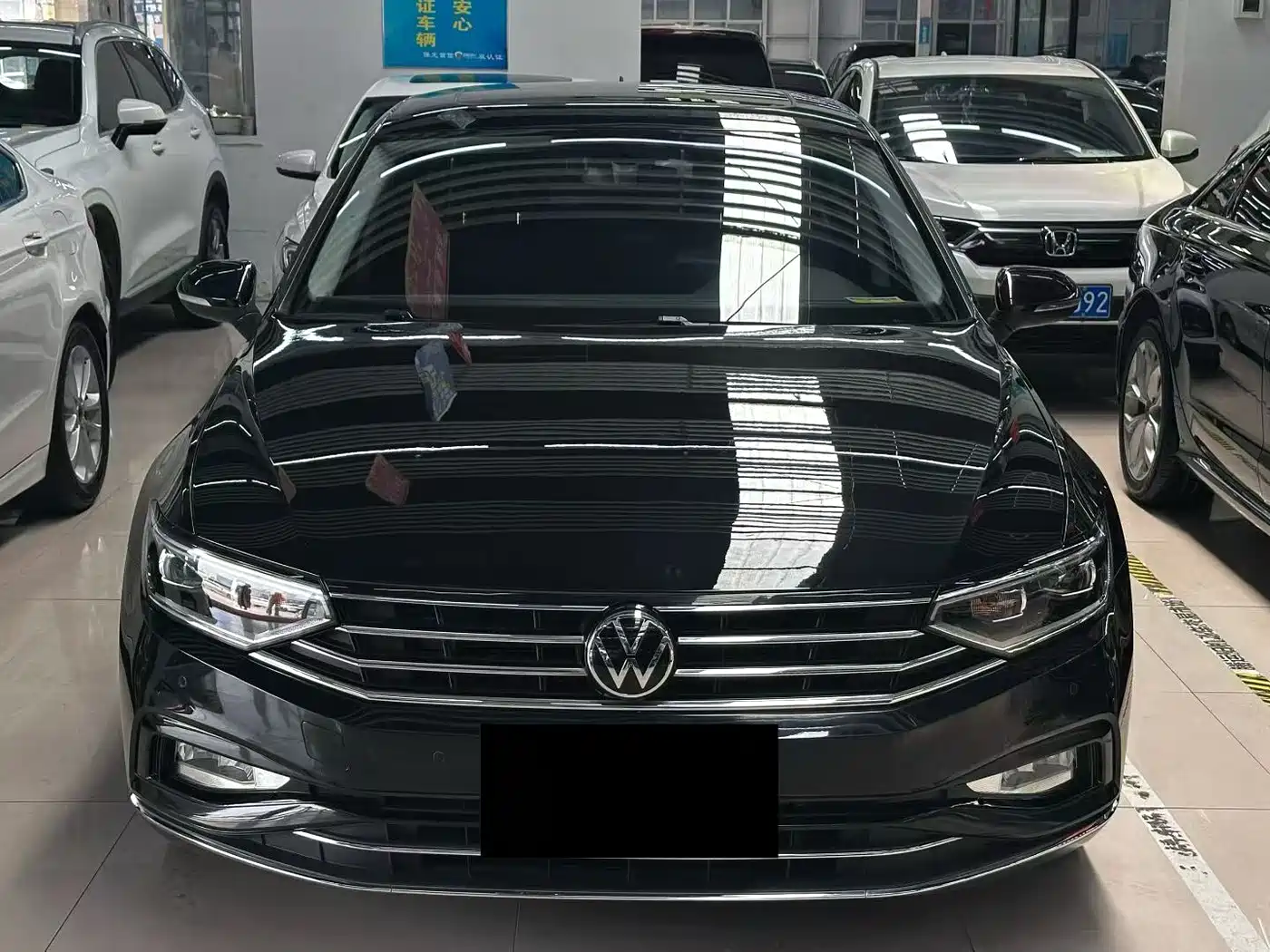 Volkswagen Magotan 2020 330TSI DSG Luxury фото 2