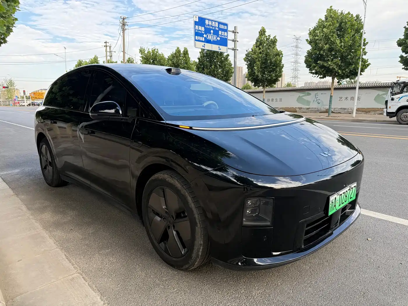 Li Auto Li i8 2025 Standard Edition фото 3