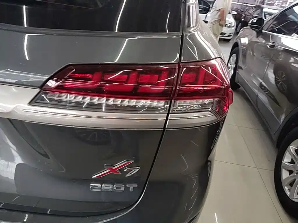 Changan Oshan X7 2021 2021 1.5T Automatic Premium