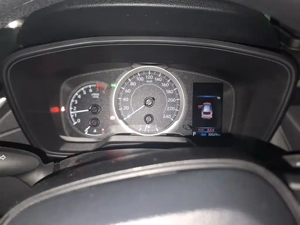 Toyota Corolla Cross 2022 2.0L Pioneer Edition фото 12