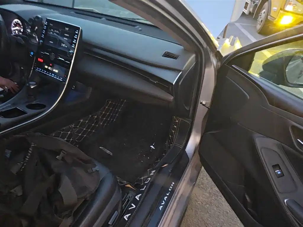 Toyota Avalon 2019 2.0L XLE Premium Edition (China VI) фото 11