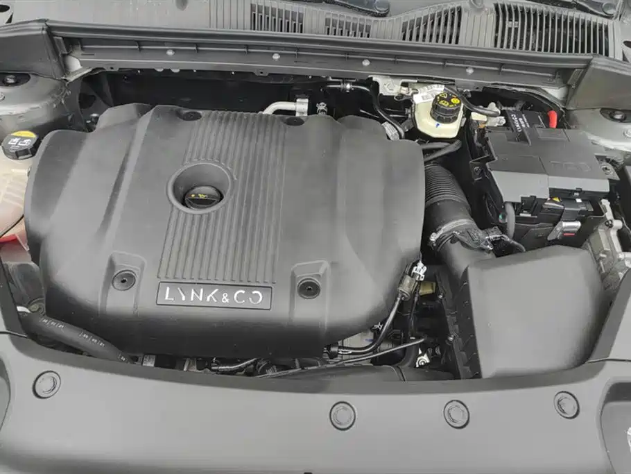 Lynk & Co 03 2022 2.0TD DCT Power Pro фото 10