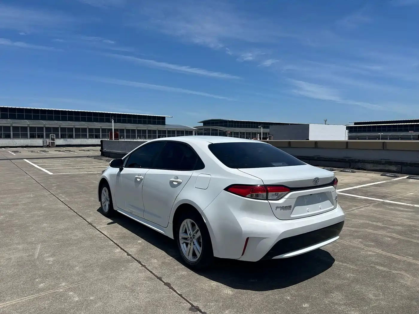 Toyota Levin 2022 185T CVT Luxury Edition фото 19