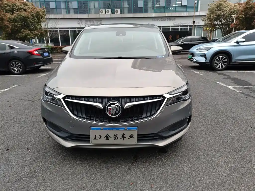 Buick GL6 2019 18T 6-seat Connected Luxury China VI фото 2