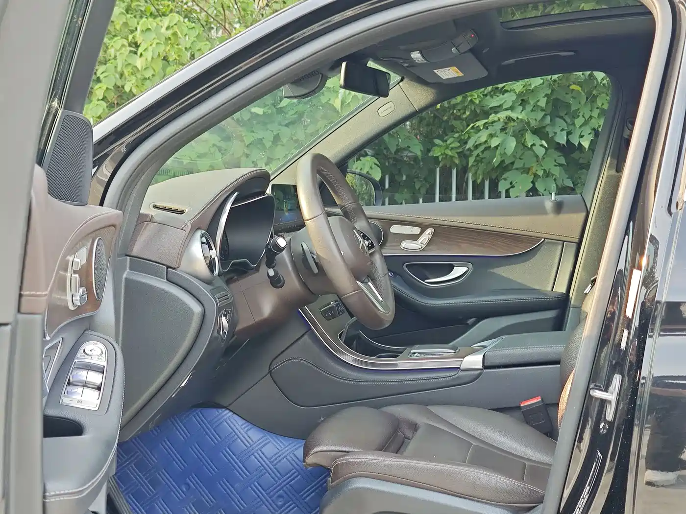 Mercedes-Benz GLC 2022 Facelift GLC 260 L 4MATIC Luxury Model фото 18