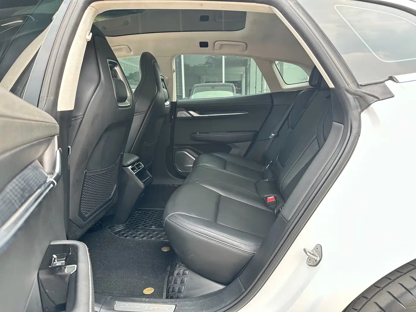 ZEEKR EXTREME KRYPTON 001