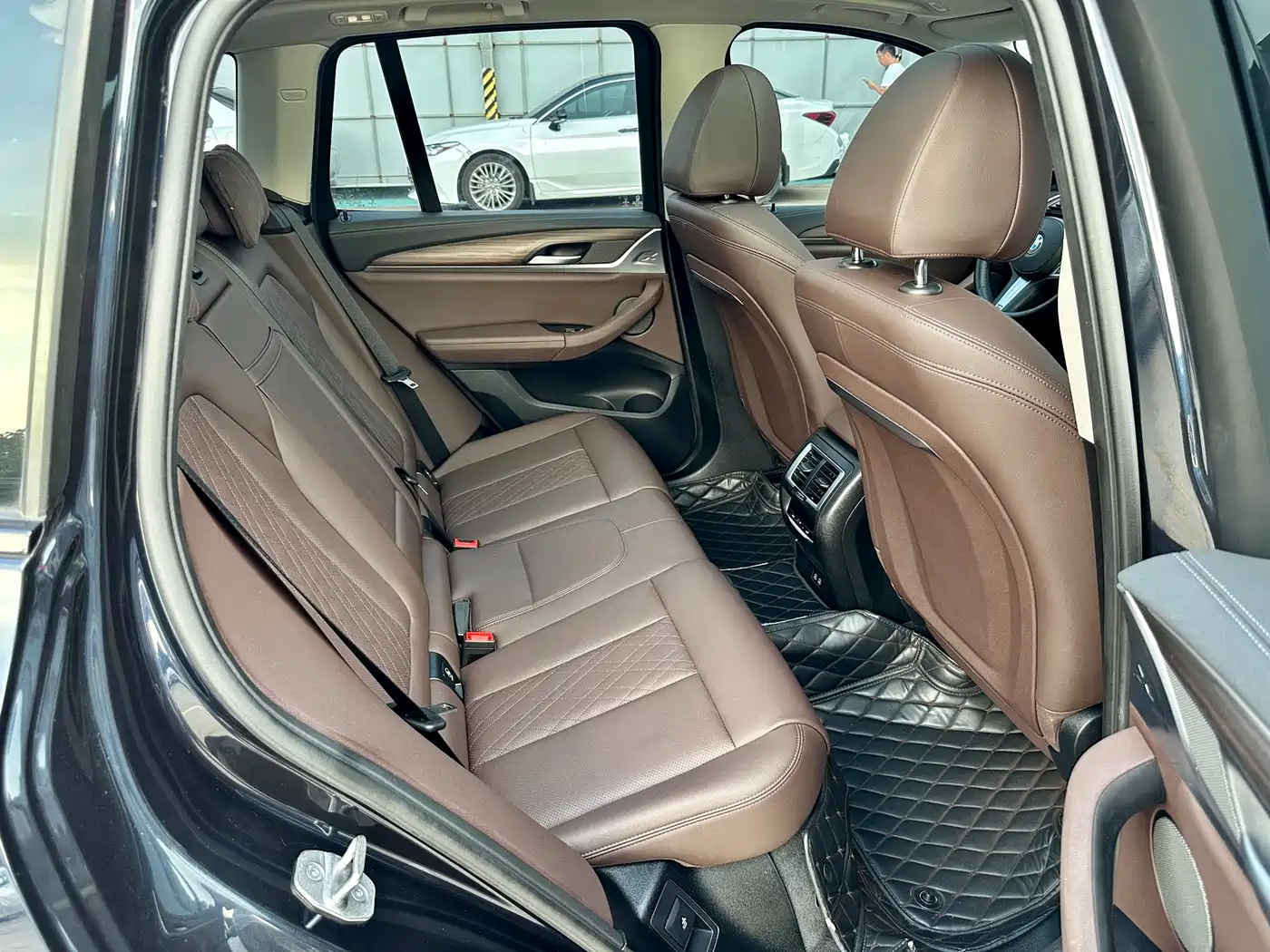 BMW X3 2022 xDrive30i Leading M Night Package фото 11